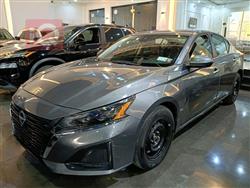 نيسان ألتيما